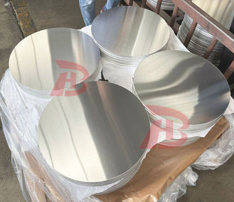 Özel Boyut Alüminyum Çember 0.3-6mm Kalınlığı 100-1000mm Diametresi CC DC Malzeme 1050 1060 3003 Alloy Crack Resistant Deep Drawing for Cookware and Lamp Cover Stamping