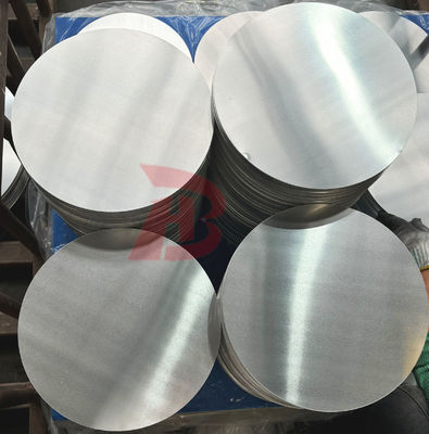 Özel Boyut Alüminyum Çember 0.3-6mm Kalınlığı 100-1000mm Diametresi CC DC Malzeme 1050 1060 3003 Alloy Crack Resistant Deep Drawing for Cookware and Lamp Cover Stamping