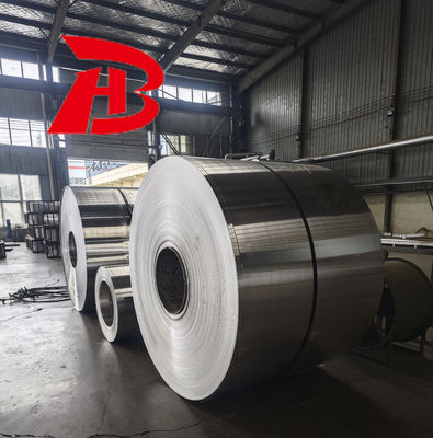 Yüksek kaliteli mutfak malzemeleri için yumuşak yüzeyli özel 0.3-6 mm kalınlığında alüminyum bobin şeridi