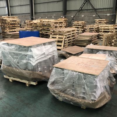 Fabrikamız tahıl boyutunu ve billet özelliklerini test etmeyi sıkı bir şekilde kontrol eder. Böylece alüminyum çemberlerin fabrikadan ayrılmadan önce kalifiye ürünler oldukları garanti edilebilir.